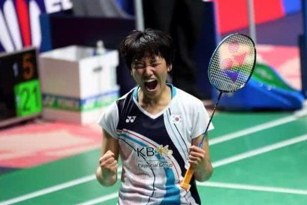 黄雅琼卫冕 黄雅琼卫冕